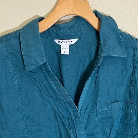 Athleta Teal Short Sleeve Shirt - Picture 2 of 12